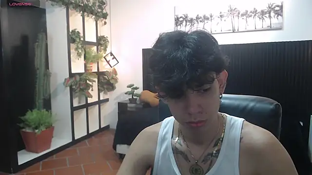 jeander186 online show from October 2025 01:07:02 PM