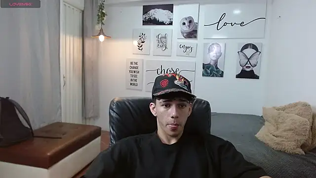 AmethystShadow17 online show from November 2025 03:56:02 PM