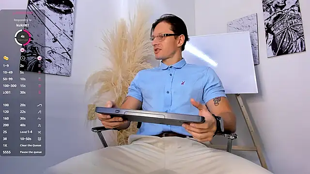 Justin valverde online show from November 2025 02:56:01 AM