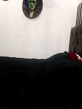 Snapshot of impia-69 chatting on November 2025 04:17:02 PM impia-69 online show from November 2025 04:17:02 PM