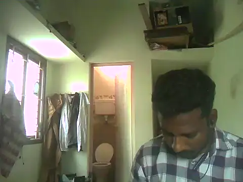 Snapshot of Vickyins480000 chatting on November 2025 06:25:02 AM Vickyins480000 online show from November 2025 06:25:02 AM