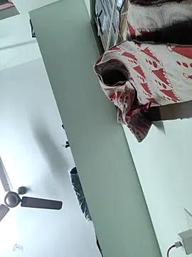 Snapshot of Vickyins480000 chatting on November 2025 01:04:02 AM Vickyins480000 online show from November 2025 01:04:02 AM