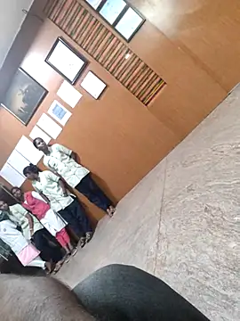 Snapshot of Vickyins480000 chatting on November 2025 02:06:02 PM Vickyins480000 online show from November 2025 02:06:02 PM