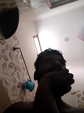 Snapshot of Vickyins480000 chatting on November 2025 01:30:02 AM Vickyins480000 online show from November 2025 01:30:02 AM