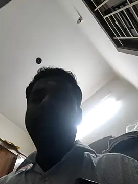 Snapshot of Vickyins480000 chatting on December 2025 04:47:02 PM Vickyins480000 online show from December 2025 04:47:02 PM