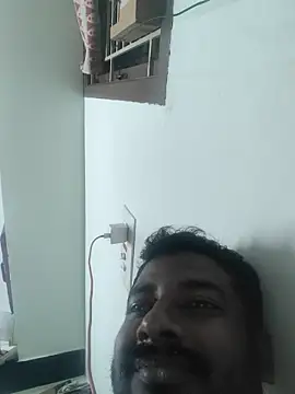 Snapshot of Vickyins480000 chatting on January 2026 05:18:02 PM Vickyins480000 online show from January 2026 05:18:02 PM