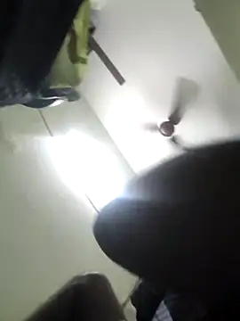 Snapshot of Vickyins480000 chatting on February 2026 09:08:01 PM Vickyins480000 online show from February 2026 09:08:01 PM