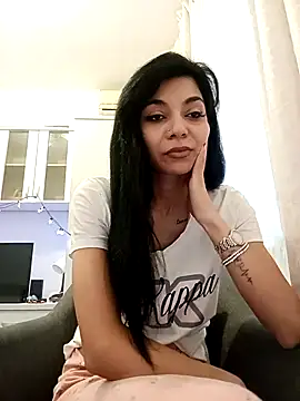 ReneeVoss online show from December 2025 05:47:01 AM