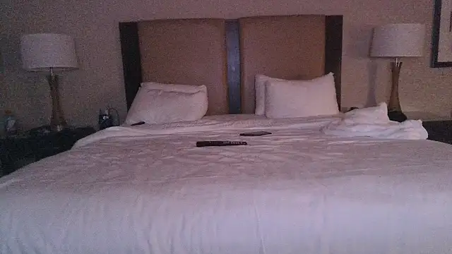 spincouple online show from October 2025 05:08:02 AM