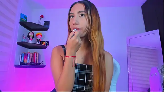 Snapshot of kittyrush_ chatting on November 2025 04:34:02 AM kittyrush online show from November 2025 04:34:02 AM