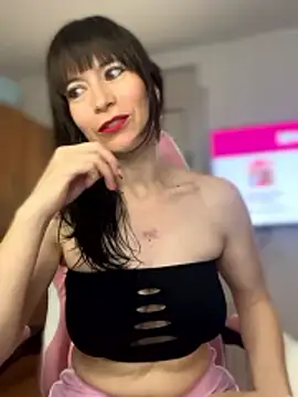 AlanaRius18 online show from May 2026 02:11:02 PM