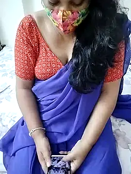 Snapshot of Hot_Boude chatting on October 2025 08:15:02 AM Hot Boude online show from October 2025 08:15:02 AM