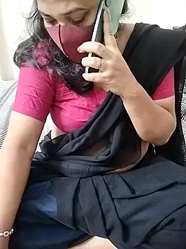 Snapshot of Hot_Boude chatting on October 2025 10:53:02 PM Hot Boude online show from October 2025 10:53:02 PM