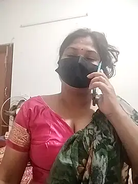 Snapshot of Hot_Boude chatting on November 2025 02:06:01 PM Hot Boude online show from November 2025 02:06:01 PM