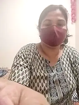 Snapshot of Hot_Boude chatting on November 2025 02:07:02 PM Hot Boude online show from November 2025 02:07:02 PM