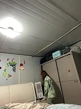 noe-00 online show from October 2025 02:07:02 PM