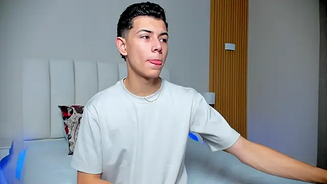 Snapshot of FireGuy_99 chatting on January 2026 01:02:02 PM FireGuy 99 online show from January 2026 01:02:02 PM