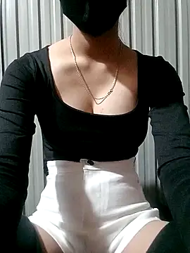 Snapshot of Katy68 chatting on November 2025 03:04:01 PM Katy68 online show from November 2025 03:04:01 PM