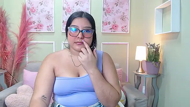 curvydelicios zoe online show from October 2025 01:22:02 PM