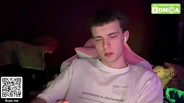 Snapshot of twinkbuldge chatting on November 2025 05:56:01 PM twinkbuldge online show from November 2025 05:56:01 PM