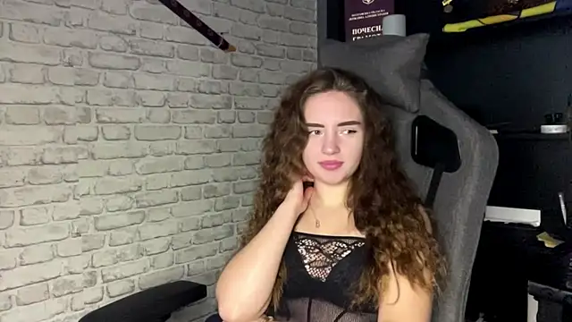 GreatMolly online show from October 2025 05:07:01 AM