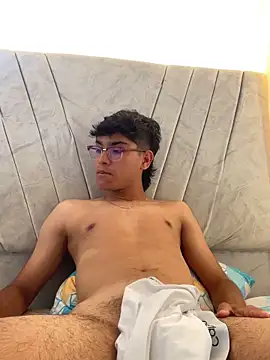 Snapshot of Muchachito18 chatting on November 2025 11:54:01 AM Muchachito18 online show from November 2025 11:54:01 AM