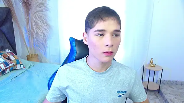 Mattass18 online show from December 2025 01:39:02 PM