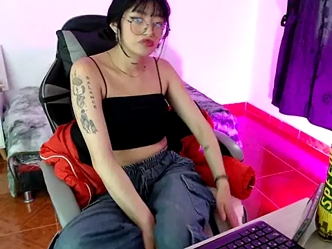 Snapshot of Isabella__666 chatting on November 2025 04:06:02 PM Isabella 666 online show from November 2025 04:06:02 PM