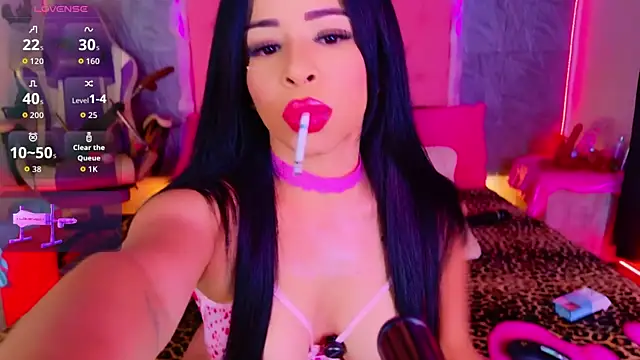 Jessyferrary online show from November 2025 03:22:01 PM