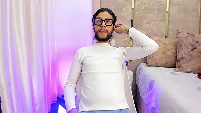 Liam Samderz online show from October 2025 11:55:01 AM