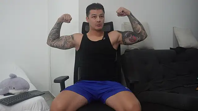 Snapshot of Dominick_walker chatting on July 2026 02:01:01 PM Dominick walker online show from July 2026 02:01:01 PM