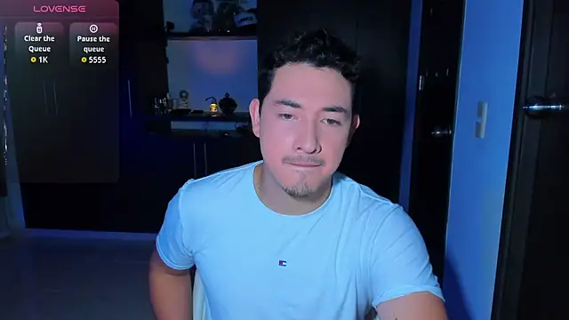 Lexmiller18 online show from October 2025 05:55:02 AM