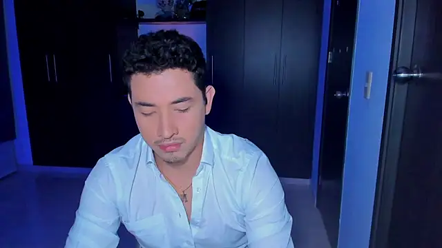 Lexmiller18 online show from October 2025 01:31:01 AM