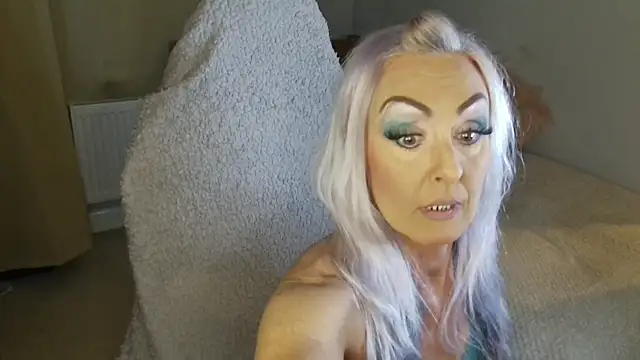 TheOGMiaMystique online show from December 2025 07:32:01 PM