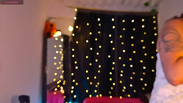 Rhosynn online show from October 2025 02:56:01 AM