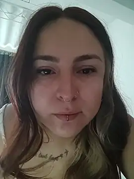 Rhosynn online show from February 2026 02:57:02 PM