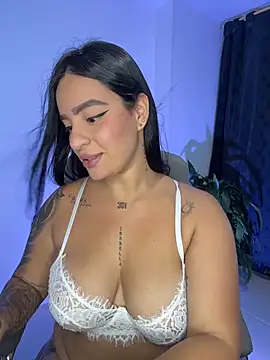 Snapshot of Emily_Kurth23 chatting on November 2025 11:06:01 PM Emily Kurth23 online show from November 2025 11:06:01 PM