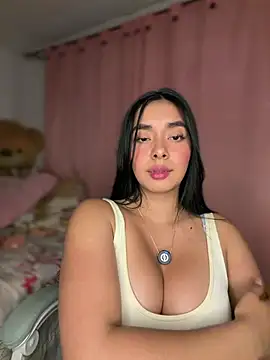 MiaSofia   online show from May 2026 01:55:01 AM