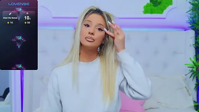 AriannaSins online show from February 2025 03:57:02 PM