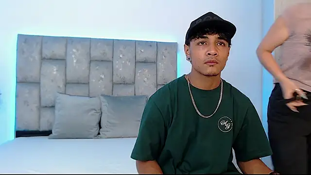 SweetAndSinful online show from October 2025 03:29:02 AM