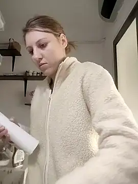 SandyCassie online show from December 2025 09:06:01 AM