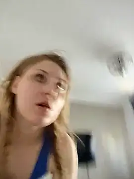 SandyCassie online show from May 2026 05:16:02 AM
