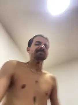 Snapshot of Felipinh19cm chatting on December 2025 02:17:01 AM Felipinh19cm online show from December 2025 02:17:01 AM