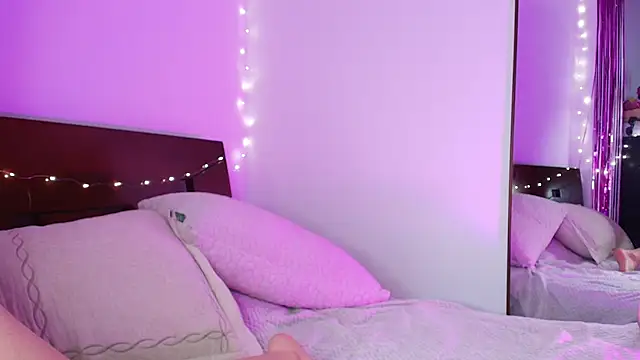 Snapshot of TammyCutee chatting on November 2025 01:26:02 AM TammyCutee online show from November 2025 01:26:02 AM