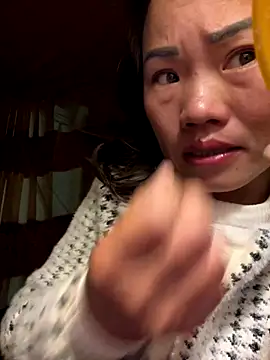 Snapshot of Saomai25 chatting on December 2025 09:42:02 PM Saomai25 online show from December 2025 09:42:02 PM