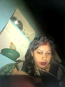 Snapshot of Ragni_bhargav chatting on December 2025 08:40:01 PM Ragni bhargav online show from December 2025 08:40:01 PM