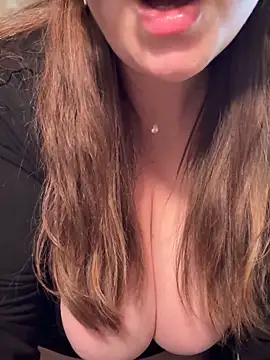 Curvy  Goddess online show from May 2026 10:36:01 AM
