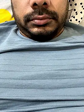 Handsome8677 online show from January 2026 09:41:01 PM