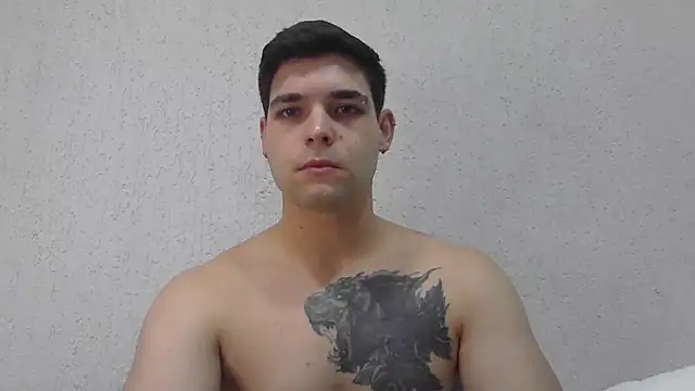 Snapshot of Zure-xxx chatting on June 2026 12:08:01 AM Zure-xxx online show from June 2026 12:08:01 AM