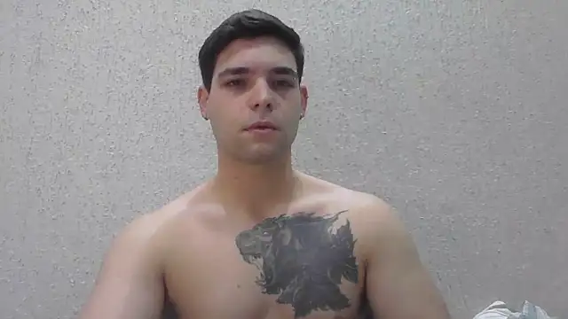 Snapshot of Zure-xxx chatting on June 2026 04:20:02 PM Zure-xxx online show from June 2026 04:20:02 PM